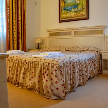 Hellenic Beach Suites Апартамент *